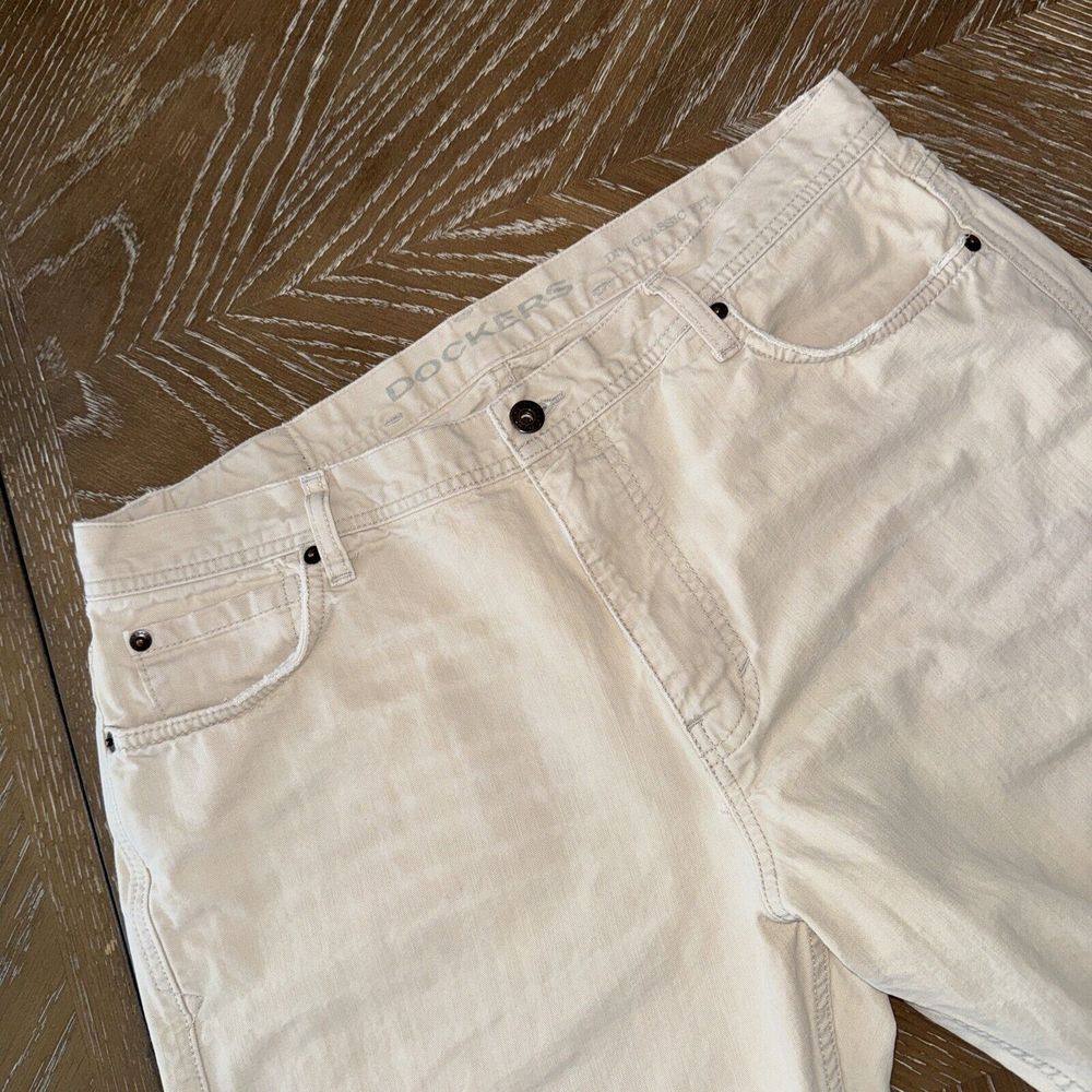 Dockers Jeans Men's‎ 36x32 IVORY Cotton Stretch 5-Pockets Straight Leg EXCELLENT